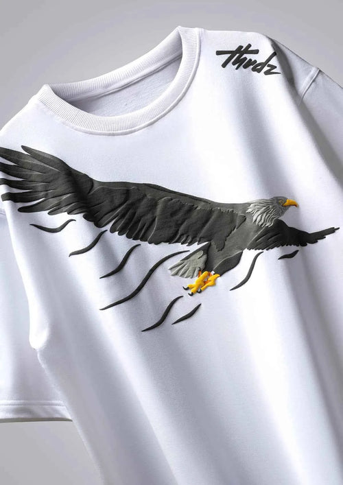 Sky Ruler Eagle Oversized White T-shirt for Stylish Comfort