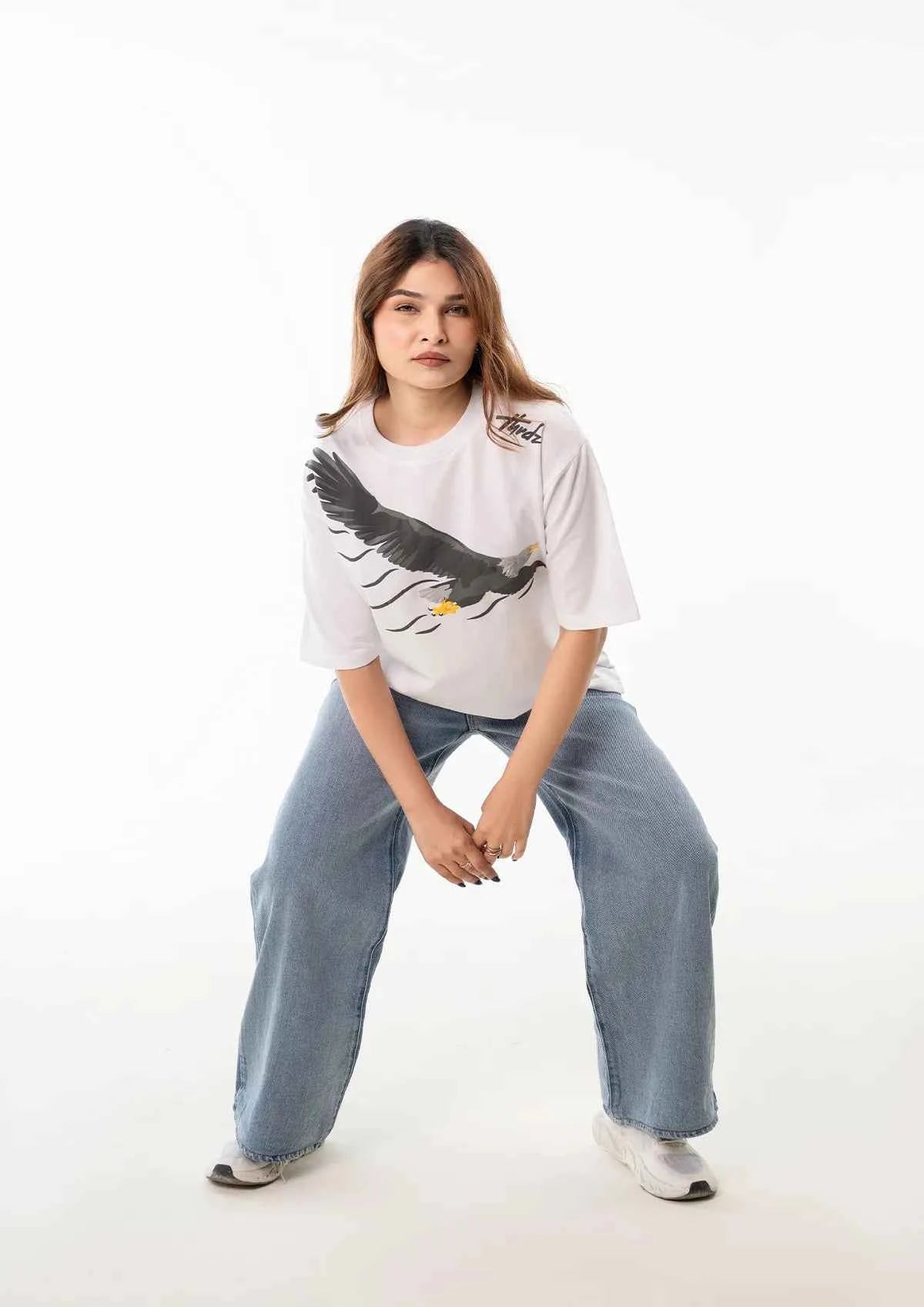 Sky Ruler Eagle Oversized White T-shirt for Stylish Comfort
